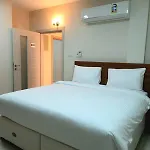 Grand Orchid Hotel Apartment